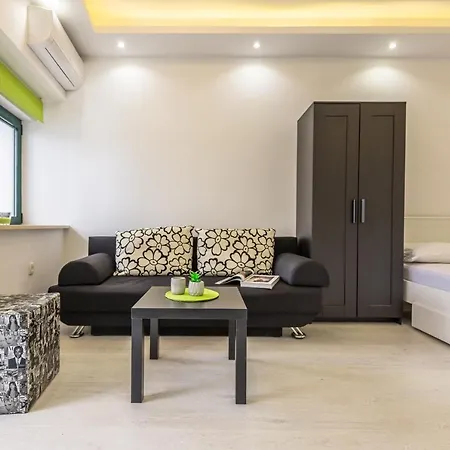 Studio Apartman “kala” * Baška Voda